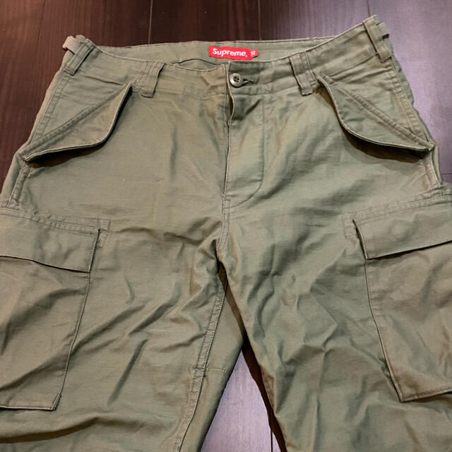 Supreme(シュプリーム)の20AW Supreme Cargo pants 30 メンズのパンツ(ワークパンツ/カーゴパンツ)の商品写真