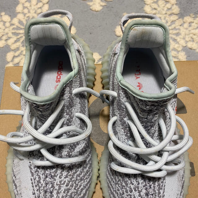 【SALE中】アディダス　yeezy boost 350 v2 22.5