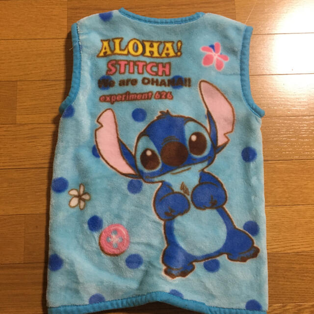 フリース　スティッチ　ベスト　冬 キッズ/ベビー/マタニティのキッズ服男の子用(90cm~)(ジャケット/上着)の商品写真