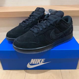 UNDEFEATED × NIKE DUNK LOW SP "BLACK" (スニーカー)