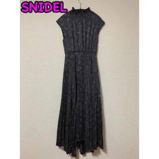 スナイデル(SNIDEL)の【大幅値下げ】SNIDEL スナイデル　モノグラムノースリーブワンピース(ロングワンピース/マキシワンピース)