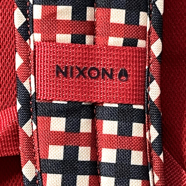 NIXON(ニクソン)の❝ＮＩＸＯＮ・ＳＷＡＭＩＳ ＢＡＣＫＰＡＣＫ❞ レディースのバッグ(リュック/バックパック)の商品写真