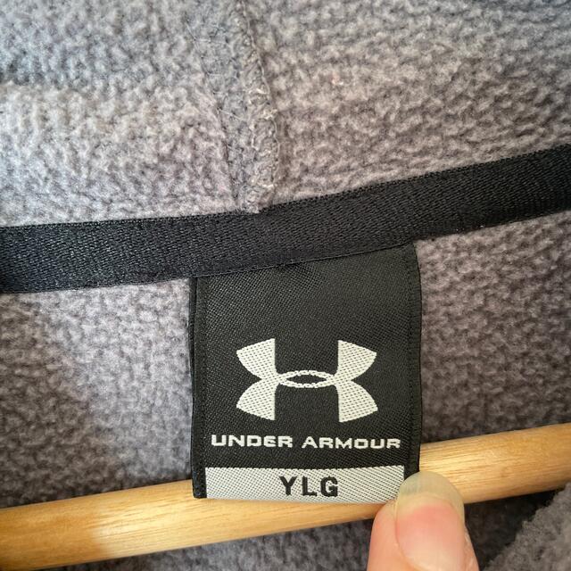 UNDER ARMOUR(アンダーアーマー)のアンダーアーマー　キッズ　140 キッズ/ベビー/マタニティのキッズ服男の子用(90cm~)(Tシャツ/カットソー)の商品写真