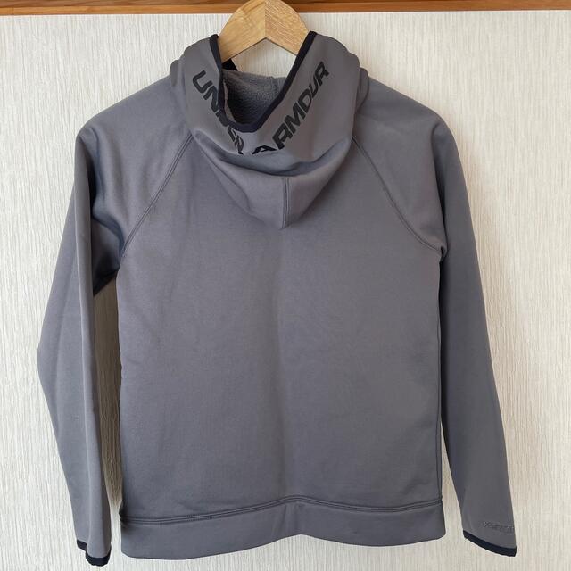 UNDER ARMOUR(アンダーアーマー)のアンダーアーマー　キッズ　140 キッズ/ベビー/マタニティのキッズ服男の子用(90cm~)(Tシャツ/カットソー)の商品写真