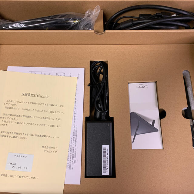 Wacom Cintiq 16 DTK1660K0D ワコム　16インチ　液タブ 4