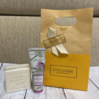 ロクシタン(L'OCCITANE)のロクシタン シア ハンドクリーム と、ロクシタン石鹸　新品です！(ハンドクリーム)