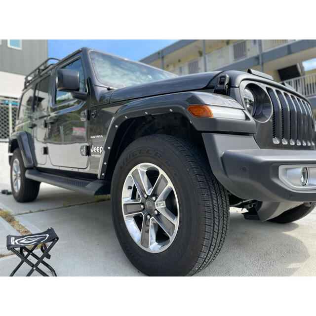 Jeep(ジープ)のjeep ラングラー　アルミリベット　40個 自動車/バイクの自動車(車外アクセサリ)の商品写真