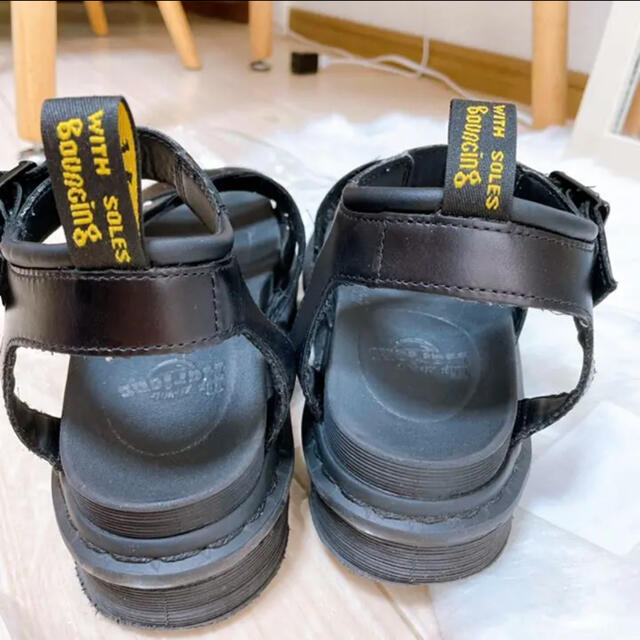 Dr.Martens(ドクターマーチン)のDr.マーチン ＋ 靴下2足セット レディースの靴/シューズ(サンダル)の商品写真