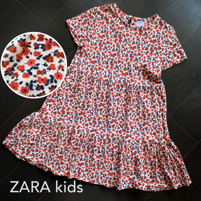 ZARA KIDS(ザラキッズ)のZARA【1回着用】134cm 小花柄ティアードワンピース キッズ/ベビー/マタニティのキッズ服女の子用(90cm~)(ワンピース)の商品写真