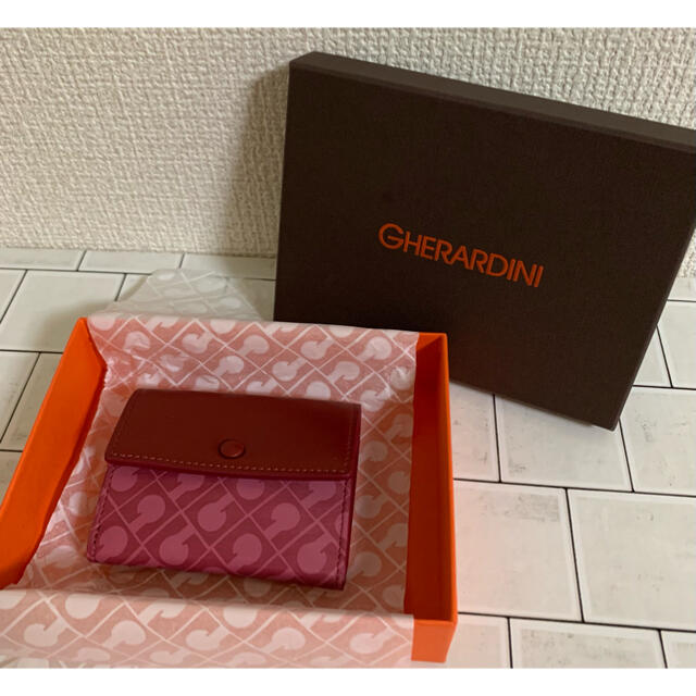 送料込★未使用 ゲラルディーニ 三つ折財布 ボルドー