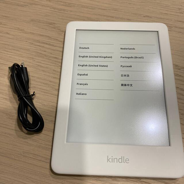 Kindle 8GB 第10世代　広告なし WiFiモデル スマホ/家電/カメラのPC/タブレット(電子ブックリーダー)の商品写真