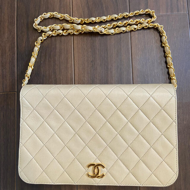 CHANEL シャネル プッシュロック マトラッセ ショルダーバッグ ベージュ