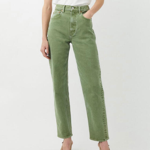 moussy(マウジー)のMOUSSY PLAIN JEANS COLOR STRAIGHT 24インチ レディースのパンツ(デニム/ジーンズ)の商品写真