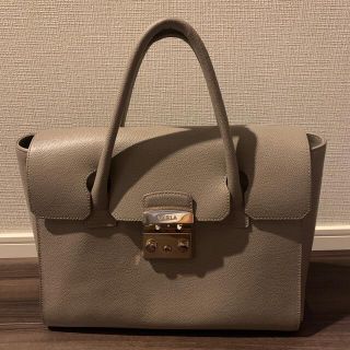 フルラ(Furla)の✴︎フルラ　通学、通勤バック✴︎(ハンドバッグ)