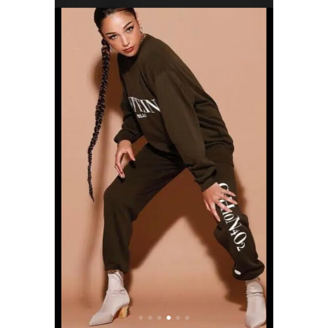 Yellow boots(イエローブーツ)のYELLO MOSS SWEAT SUITS スエット　セットアップ　カーキ レディースのトップス(トレーナー/スウェット)の商品写真