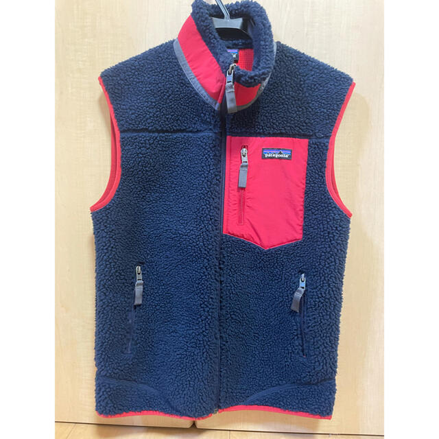 patagonia(パタゴニア)の【中古】patagonia　CLASSIC RETRO-X VEST メンズのトップス(ベスト)の商品写真