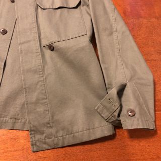 A.P.C. 新品ミリタリージャケット VESTE ARMY DUKE 16E