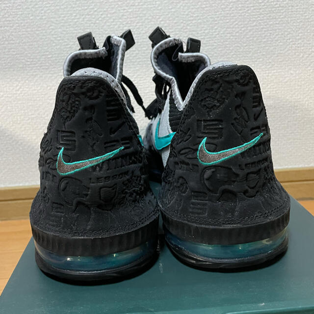 NIKE(ナイキ)のATMOS × NIKE LEBRON 16 CLEAR JADE 28.0cm メンズの靴/シューズ(スニーカー)の商品写真