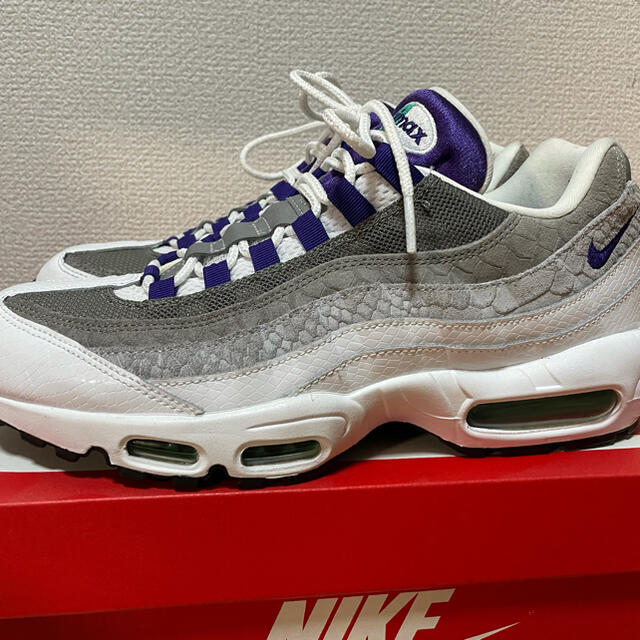 NIKE - NIKE AIR MAX 95 GRAPE SNAKESKIN 28.0cmの通販 by AIU ...