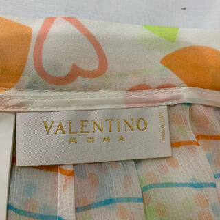 ヴァレンティノ(VALENTINO)のスカート  38  valentino   silk 100%(ひざ丈スカート)