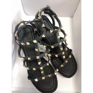 ヴァレンティノ(VALENTINO)のヴァレンティノサンダル(サンダル)