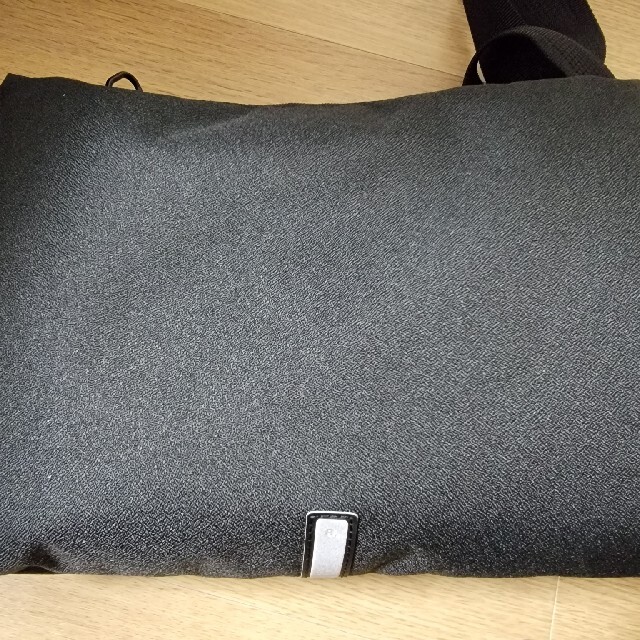 [エースジーン] ショルダーバッグ 撥水加工 A4 11インチタブレット対応