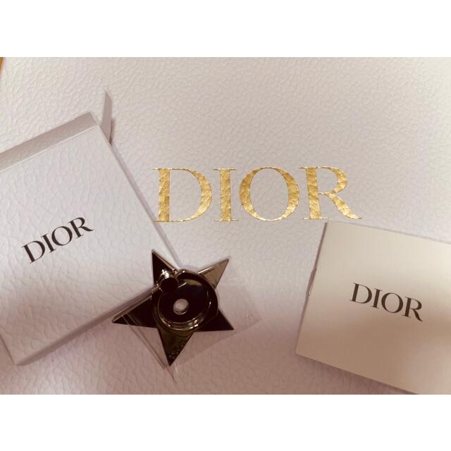 Dior(ディオール)の値下げ⭐︎新品未使用⭐︎Dior シルバーリングホルダー レディースのファッション小物(キーホルダー)の商品写真