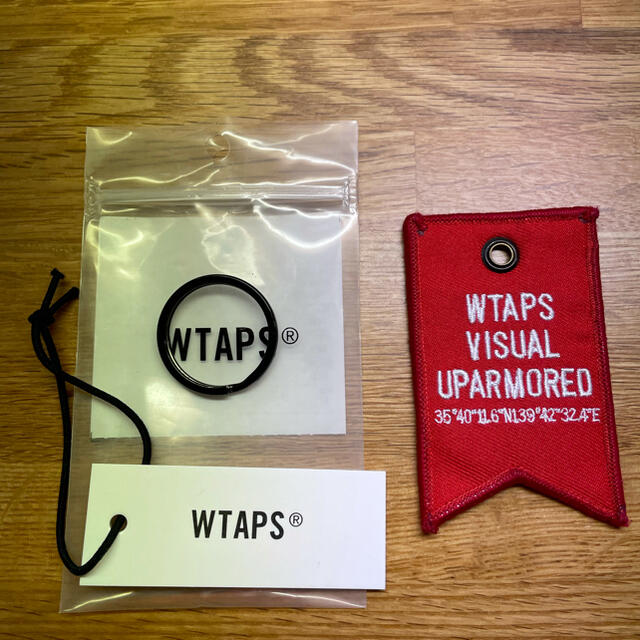 W)taps(ダブルタップス)のWTAPS POSキーホルダー　RED メンズのファッション小物(キーホルダー)の商品写真