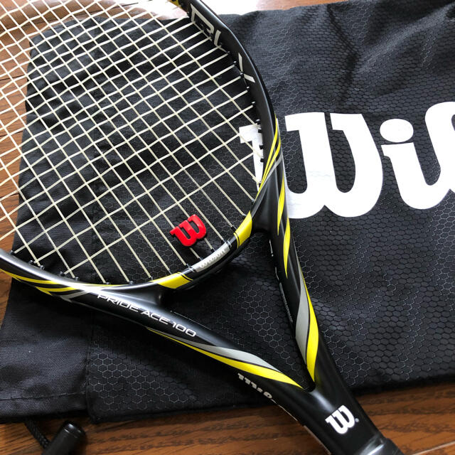 Wilsonテニスラケット＆テニスラケットカバー