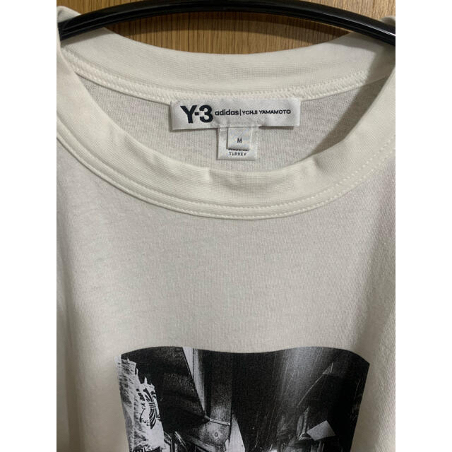 Y-3(ワイスリー)のY-3 ワイスリー グラフィックTシャツ 半袖 ホワイト メンズのトップス(Tシャツ/カットソー(半袖/袖なし))の商品写真