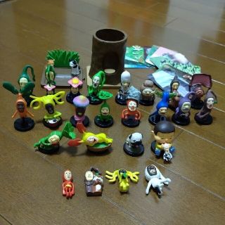 期間限定★こびと図鑑 フィギュア 24体 カード セット販売！  (キャラクターグッズ)