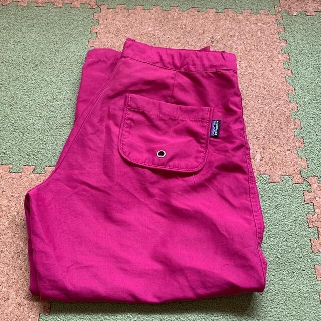 patagonia(パタゴニア)のパタゴニアキッズ　　　ガールズパンツ キッズ/ベビー/マタニティのキッズ服女の子用(90cm~)(パンツ/スパッツ)の商品写真