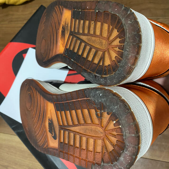 NIKE(ナイキ)のAir Jordan 1 retro high OG サテンシャタバ メンズの靴/シューズ(スニーカー)の商品写真