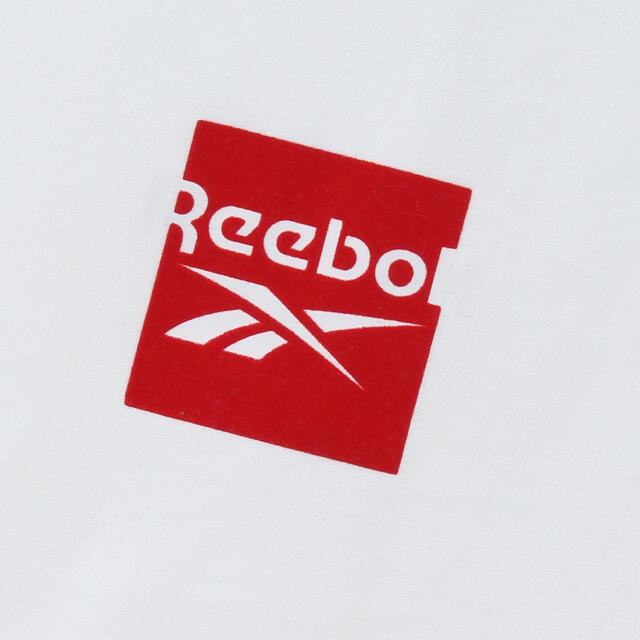 Reebok(リーボック)のHID7868様専用☆新品 Reebok Tシャツ& パーカー 2点セット メンズのトップス(Tシャツ/カットソー(半袖/袖なし))の商品写真