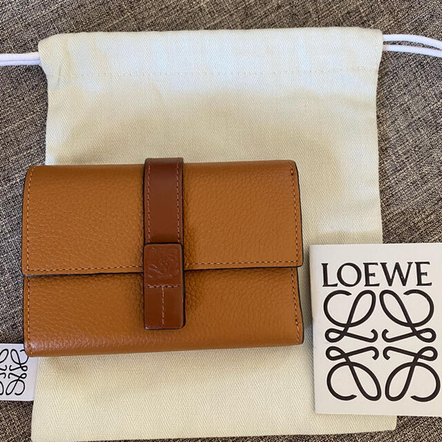 独特な 【送料無料】 LOEWE ロエベ 折り財布 財布