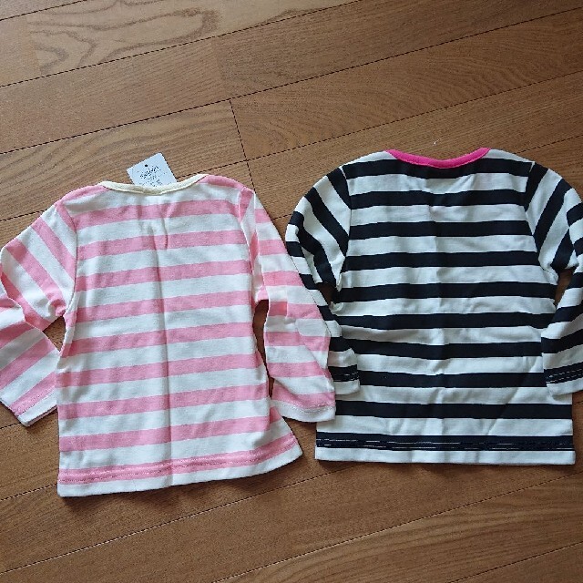 新品タグ付き キッズロンT  長袖シャツ 2枚セット キッズ/ベビー/マタニティのキッズ服女の子用(90cm~)(Tシャツ/カットソー)の商品写真