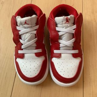 ナイキ(NIKE)のNIKE JORDAN1 Low ジョーダン1 レッド× 白　15cm 子供靴(スニーカー)