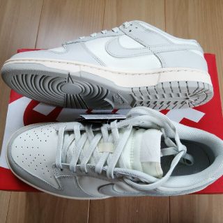 ナイキ(NIKE)のNIKE WMNS DUNK LOW LIGHT BONE ダンク(スニーカー)