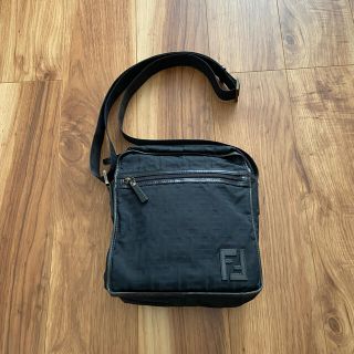フェンディ ナイロンバッグの通販 46点 | FENDIを買うならラクマ