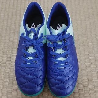 アンブロ(UMBRO)のアンブロ サッカートレーニングシューズ 24cm(シューズ)