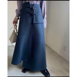 アメリヴィンテージ(Ameri VINTAGE)の【新品未使用】UNDRESSED DUFFLE DETAIL SKIRT(ロングスカート)