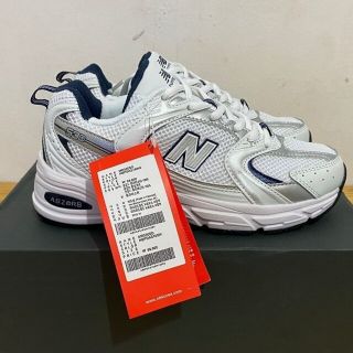 ニューバランス New Balance　MR350SG　24cm