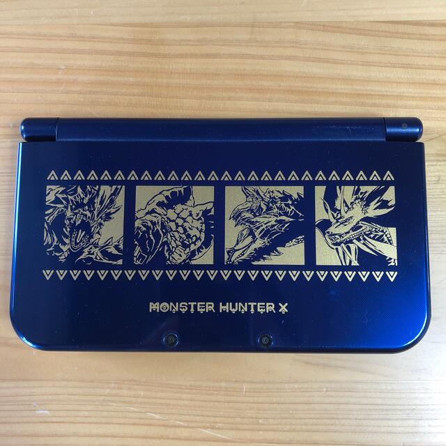 ニンテンドー3DS(ニンテンドー3DS)の3DS NEW3DSLL モンスターハンタークロス　狩猟生活スタートパック　 エンタメ/ホビーのゲームソフト/ゲーム機本体(家庭用ゲーム機本体)の商品写真