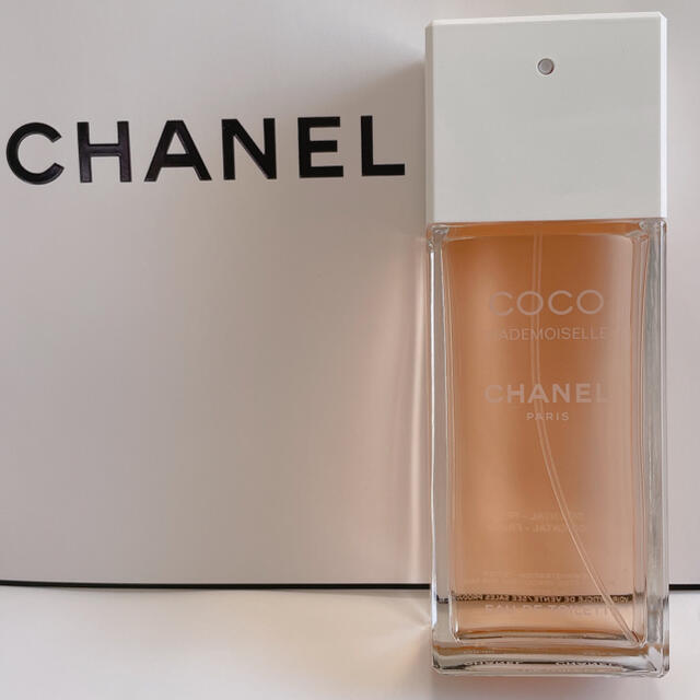 CHANEL(シャネル)の【新品未使用】シャネル ココマドモアゼル オードゥトワレット 100ml コスメ/美容の香水(香水(女性用))の商品写真