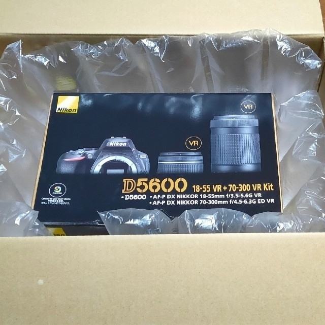 上品 Nikon - Nikon D5600 ダブルズームキット 新品未使用 3年保証付