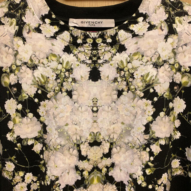 GIVENCHY - 正規 Givenchy ジバンシィ かすみ草 Tシャツの通販 by