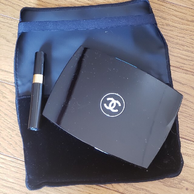 CHANEL トラベルメイクパレット