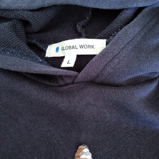 GLOBAL WORK(グローバルワーク)のグローバルワーク　スター　パーカー　暗めの紺色 キッズ/ベビー/マタニティのキッズ服男の子用(90cm~)(Tシャツ/カットソー)の商品写真