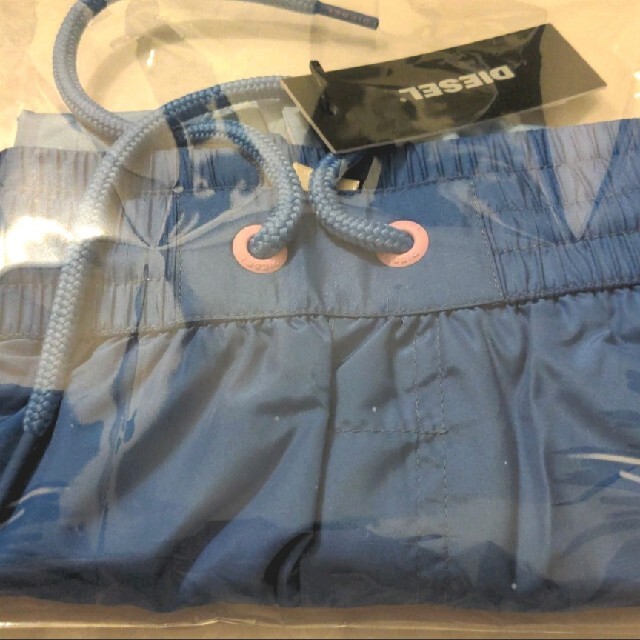 DIESEL(ディーゼル)のDIESEL サーフパンツ 海パン YOKO-HONDA/ブルー メンズの水着/浴衣(水着)の商品写真