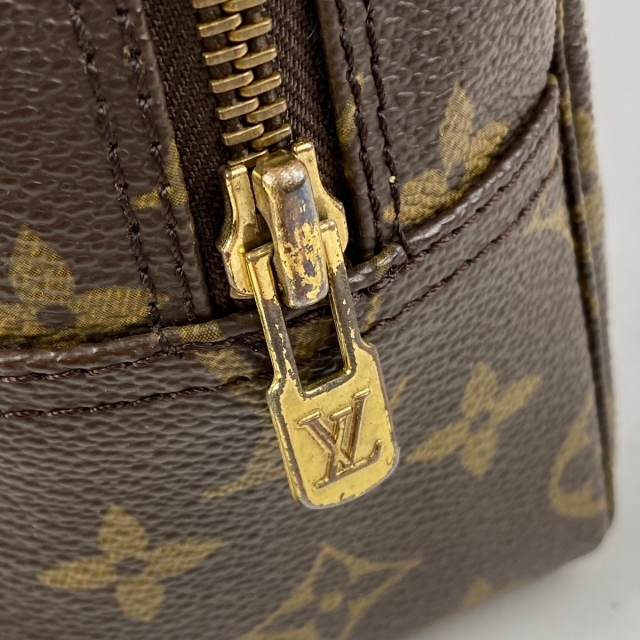 LOUIS VUITTON(ルイヴィトン)のルイ・ヴィトン トゥルース トワレット 28 レディース 【中古】 レディースのバッグ(クラッチバッグ)の商品写真